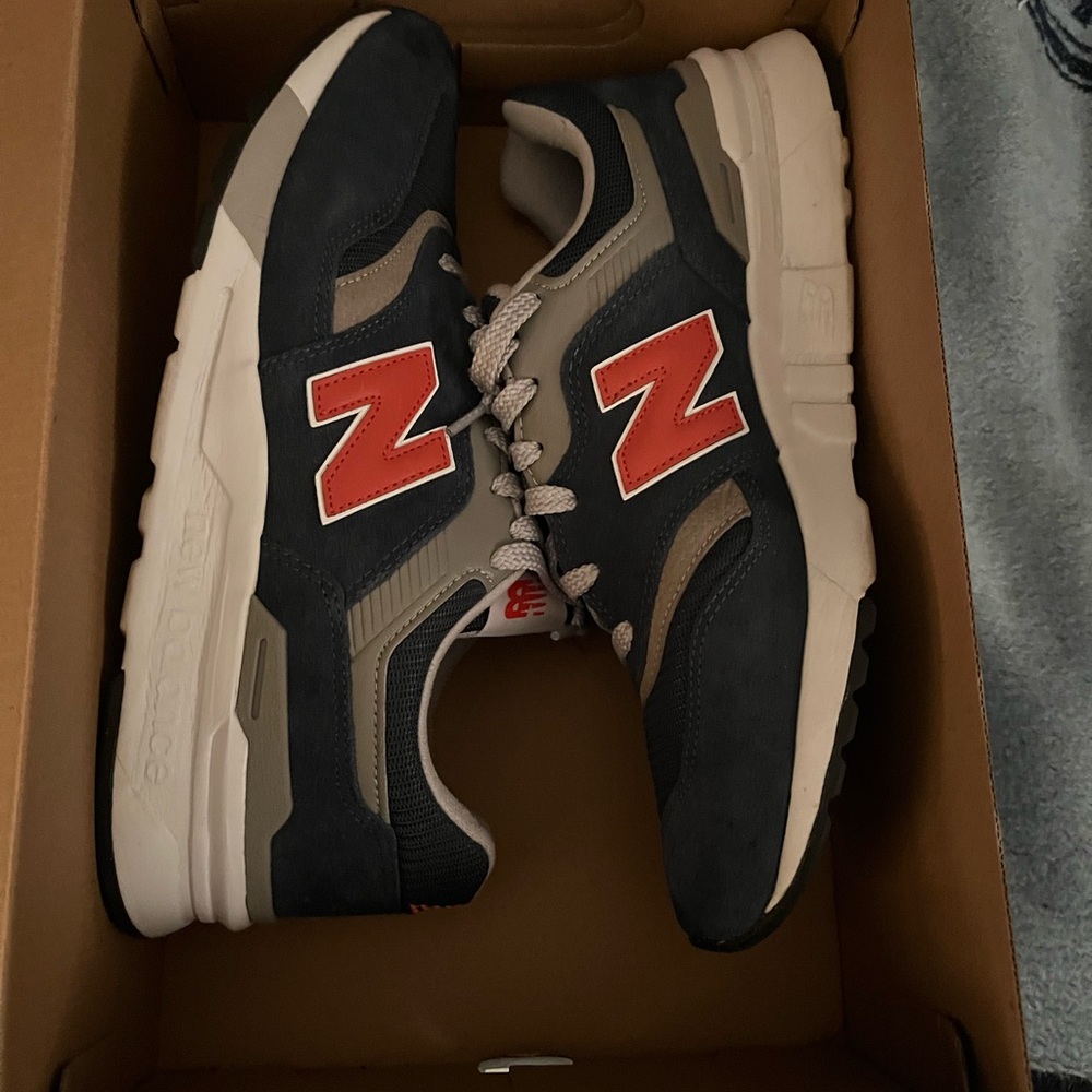 New Balance 997 Shoes